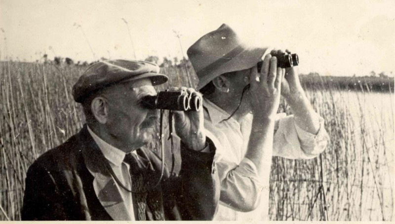 prof. Tadas Ivanauskas ir rezervato sargas Teofilis Zubavičius (002).jpg