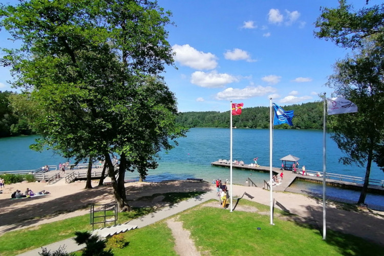 melynoji veliava.jpg