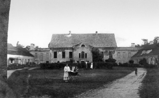Veisieju dvaras  1923 m.jpg