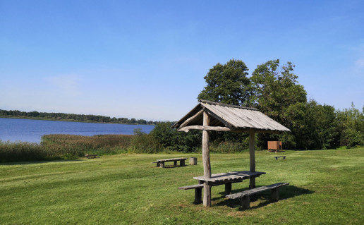 Dusetų poilsiavietė 3.jpg