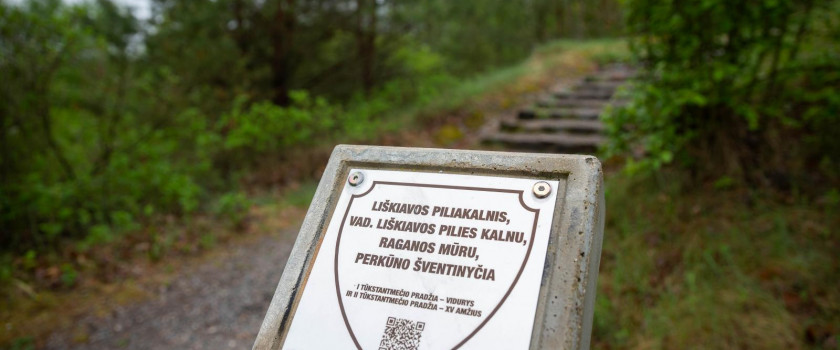 1-liskiavos-piliakalnis-5ce2c952dca4c_0.jpg