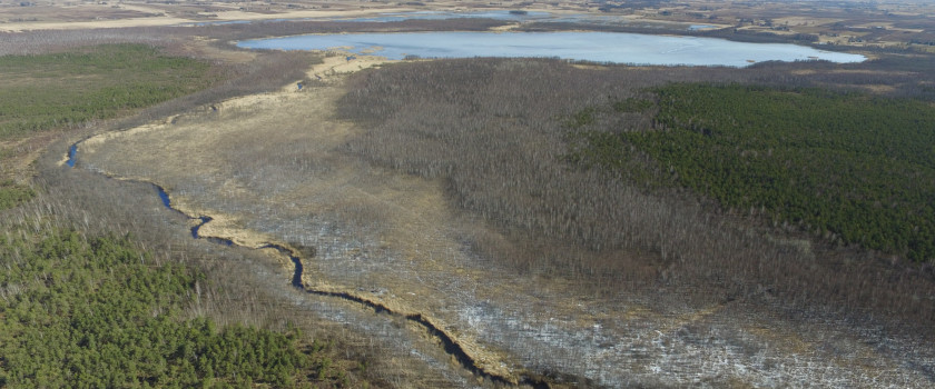 4.3. Amalvo ežeras ir Amalvos pelkė.JPG